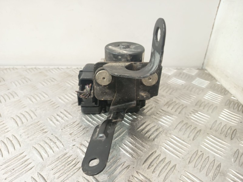 Recambio de abs para ford fiesta vi van 1.4 tdci referencia OEM IAM 8V512M110AD 1550294 
