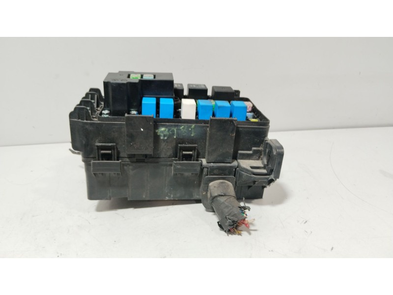 Recambio de caja reles / fusibles para hyundai sonata v (nf) 2.0 crdi referencia OEM IAM 919503K540  
