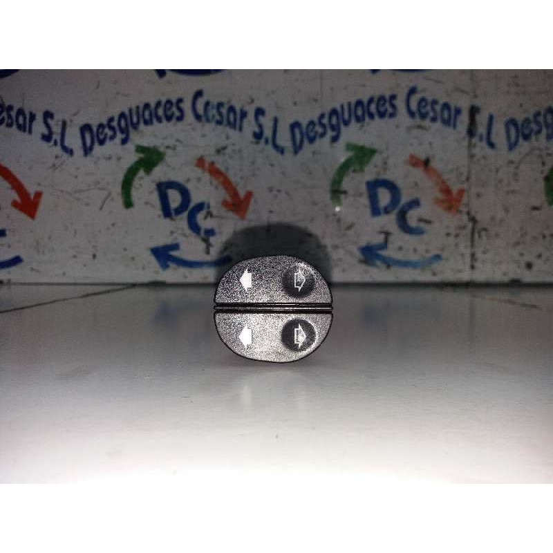 MANDO ELEVALUNAS DELANTERO IZQUIERDO  - imagen 1
