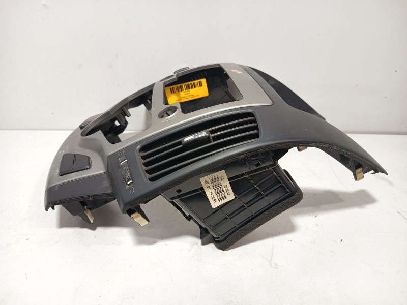 Recambio de consola central para hyundai i30 station wagon (fd) 1.6 crdi referencia OEM IAM U05F05  