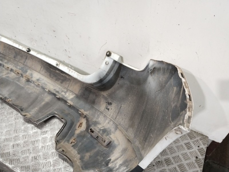 Recambio de paragolpes trasero para dacia duster (hs_) 1.5 dci referencia OEM IAM 850226743R  