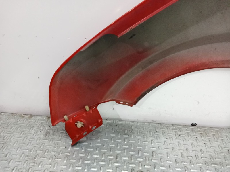 Recambio de aleta delantera izquierda para ford fusion (ju_) 1.4 referencia OEM IAM 1420115  