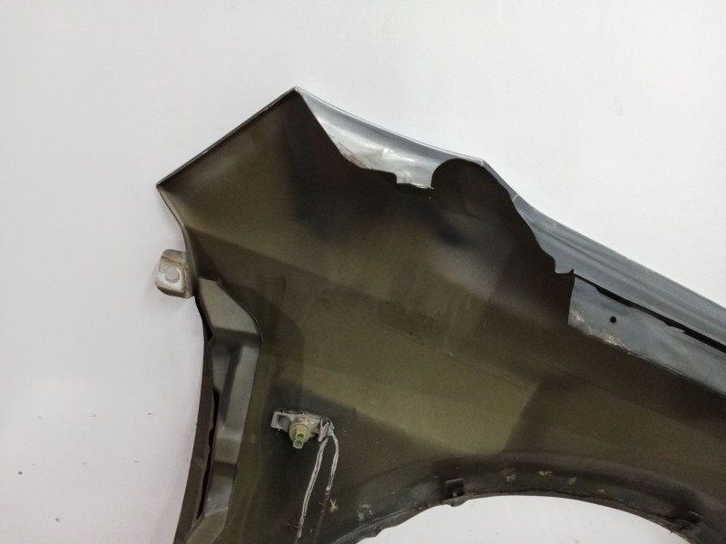 Recambio de aleta delantera izquierda para nissan primera hatchback (p12) 1.9 dci referencia OEM IAM 63101AV630  