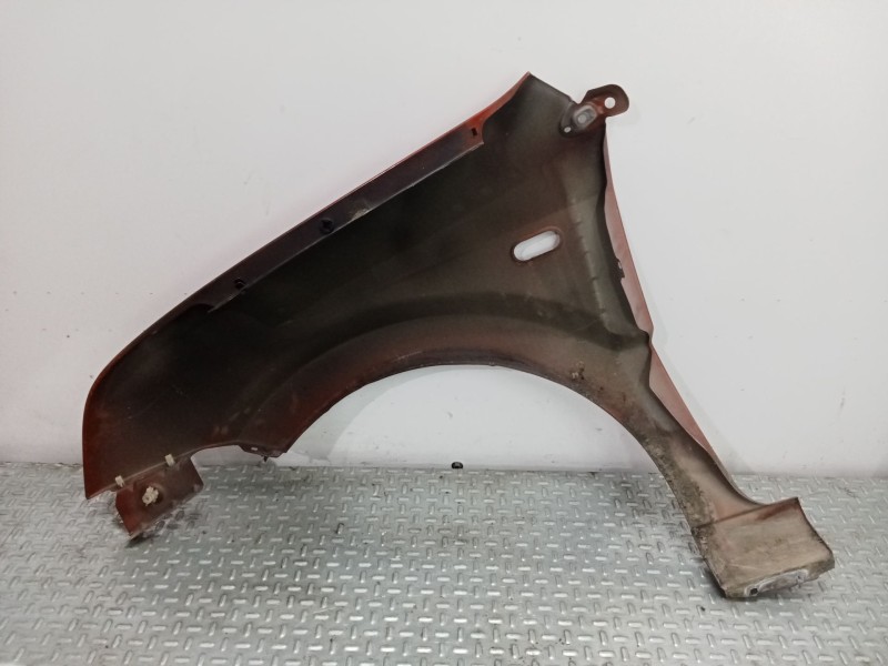 Recambio de aleta delantera derecha para ford fusion (ju_) 1.4 referencia OEM IAM 1420114  