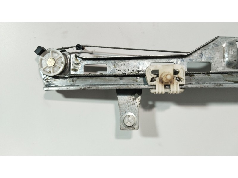Recambio de elevalunas trasero izquierdo para peugeot 306 break (7e, n3, n5) 1.6 referencia OEM IAM 922343  
