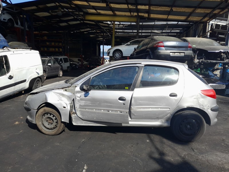 peugeot 206 hatchback (2a/c) del año 2001