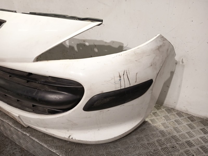 Recambio de paragolpes delantero para peugeot 207/207+ (wa_, wc_) 1.4 hdi referencia OEM IAM 7401EN  