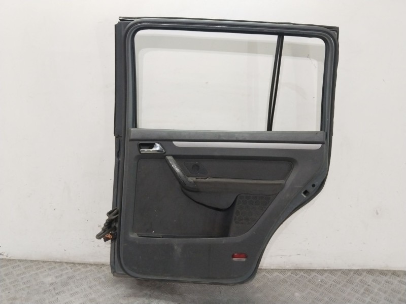 Recambio de puerta trasera derecha para volkswagen touran (1t1, 1t2) 2.0 tdi referencia OEM IAM 1T0833056S  