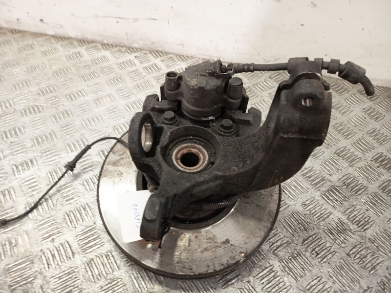 Recambio de mangueta delantera derecha para ford tourneo connect 1.8 tdci referencia OEM IAM 1439603  