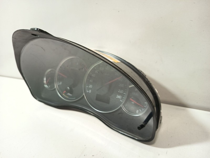 Recambio de cuadro instrumentos para subaru legacy familiar/outback b13 (bp) 2.0 d classic sw referencia OEM IAM 85002AG01  