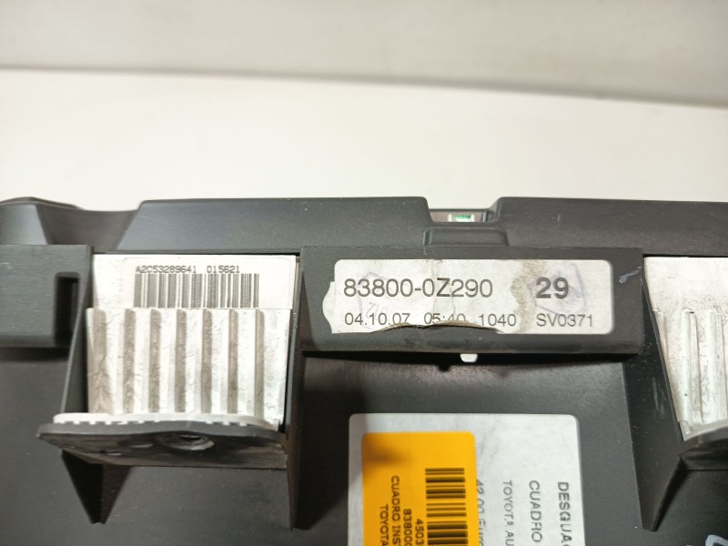 Recambio de cuadro instrumentos para toyota auris luna referencia OEM IAM 838000Z290  