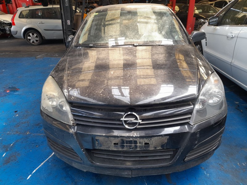 opel astra h (a04) del año 2004