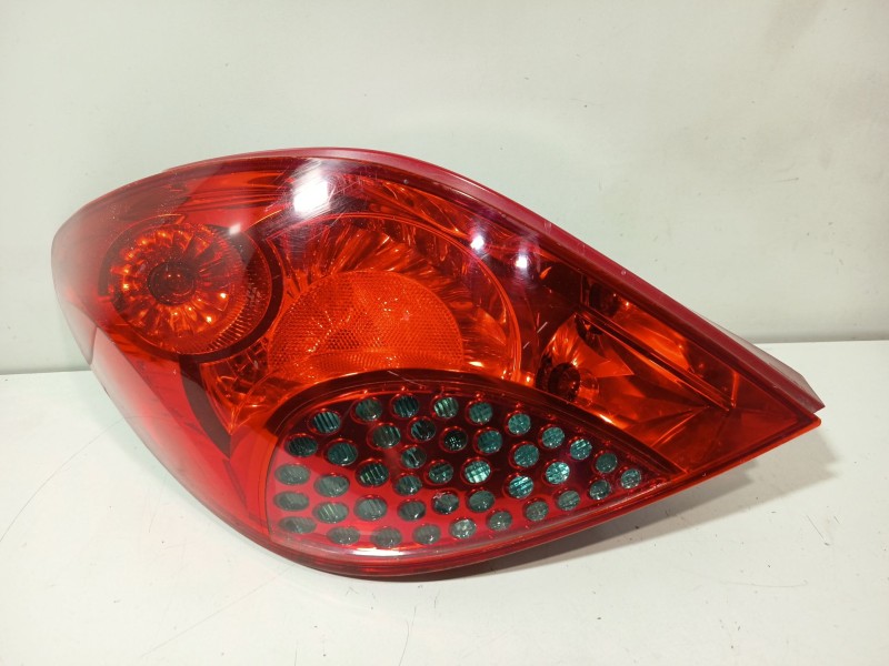 Recambio de piloto trasero izquierdo para peugeot 207/207+ (wa_, wc_) 1.4 hdi referencia OEM IAM 6350Y7  