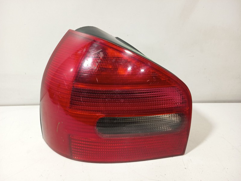 Recambio de piloto trasero izquierdo para audi a3 (8l1) 1.9 tdi referencia OEM IAM 8L0945095A  