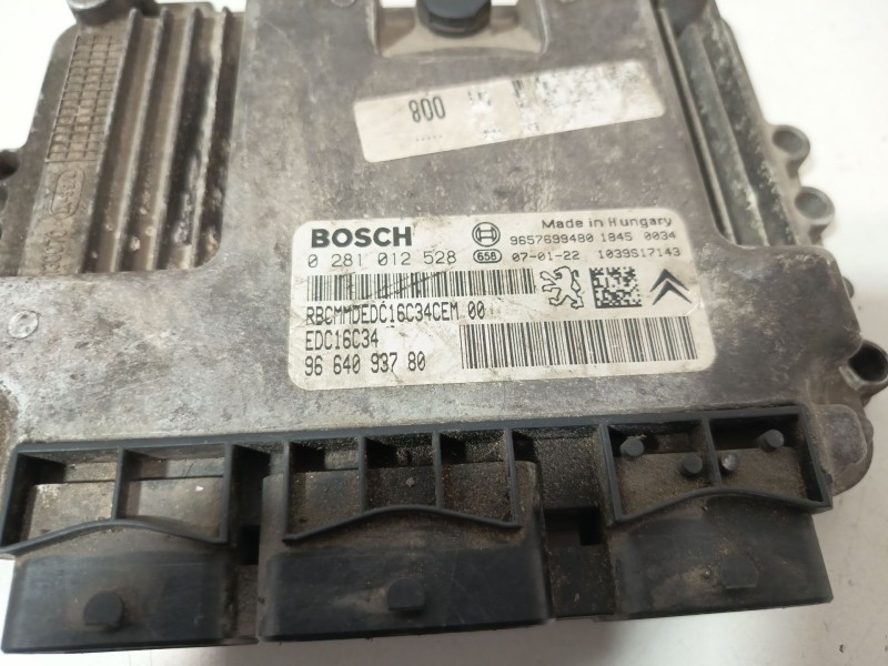 Recambio de centralita motor uce para peugeot 206 van 1.4 hdi referencia OEM IAM 0281012528  