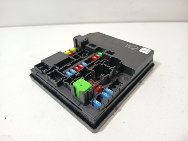 Recambio de caja reles / fusibles para nissan nv200 furgoneta e-nv (me0n) referencia OEM IAM 284B73NL1A  