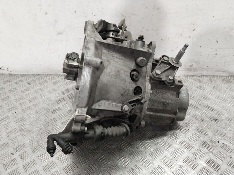 Recambio de caja cambios para citroën c2 vtr referencia OEM IAM 200P47  