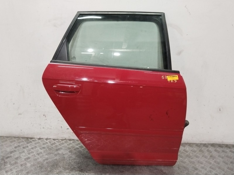 Recambio de puerta trasera derecha para audi a3 sportback (8pa) 1.4 tfsi referencia OEM IAM 8P4833052A  