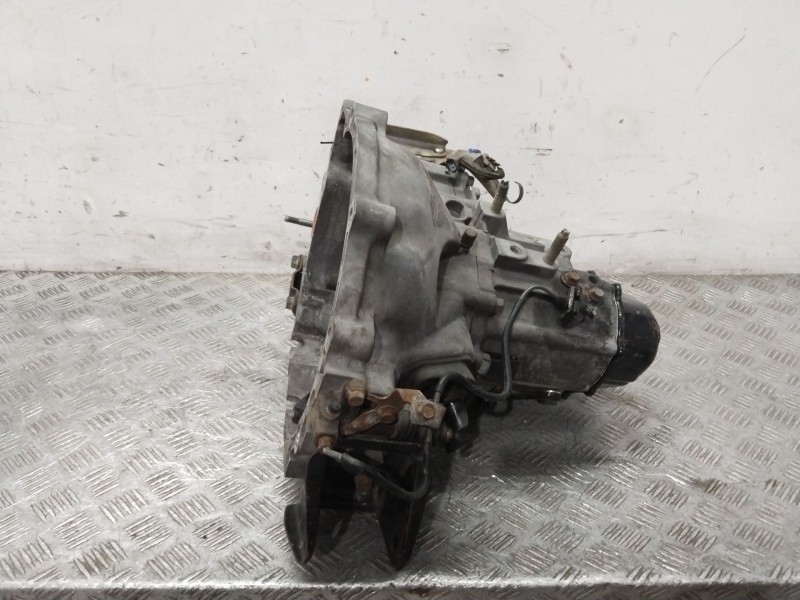 Recambio de caja cambios para mazda 626 berlina (gf) 2.0 fe referencia OEM IAM G56017100F  