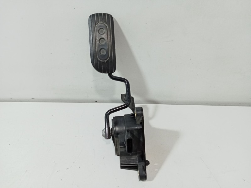 Recambio de pedal acelerador para nissan nv200 furgoneta e-nv (me0n) referencia OEM IAM 18002BJ91A  