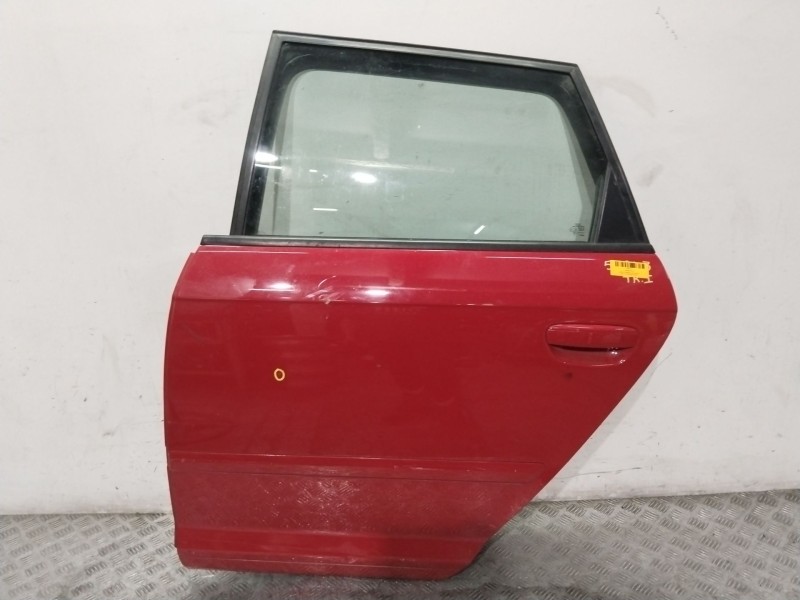 Recambio de puerta trasera izquierda para audi a3 sportback (8pa) 1.4 tfsi referencia OEM IAM 8P4833051A  