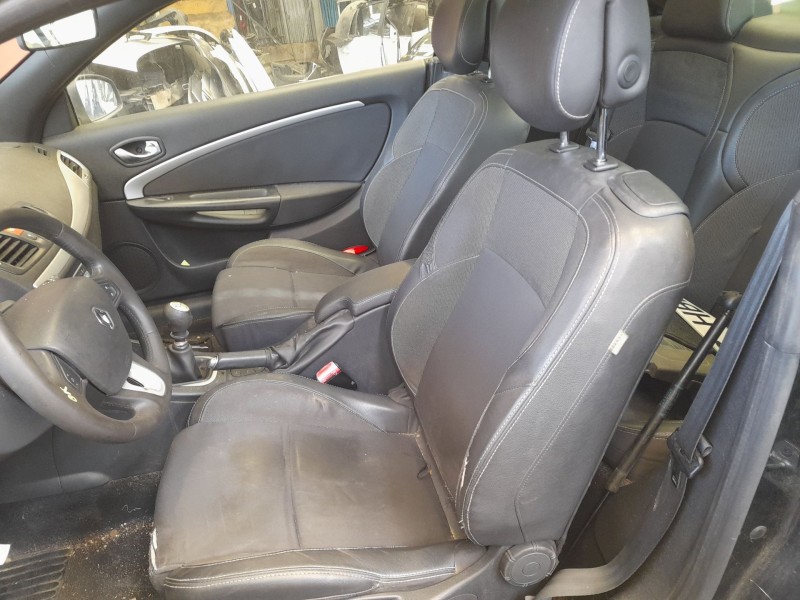 renault megane cc (ez0/1_) del año 2011