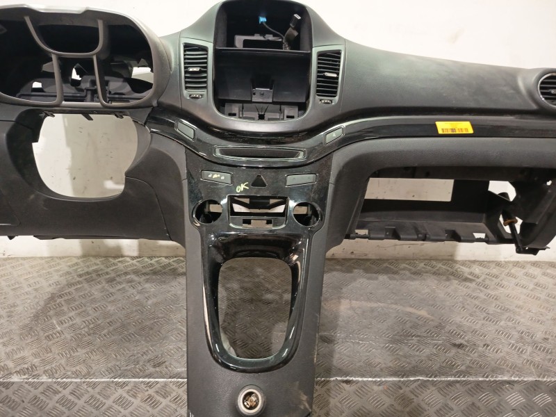 Recambio de salpicadero para chevrolet orlando (j309) 2.0 d referencia OEM IAM 95935338  