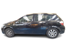 opel astra h (a04) del año 2004