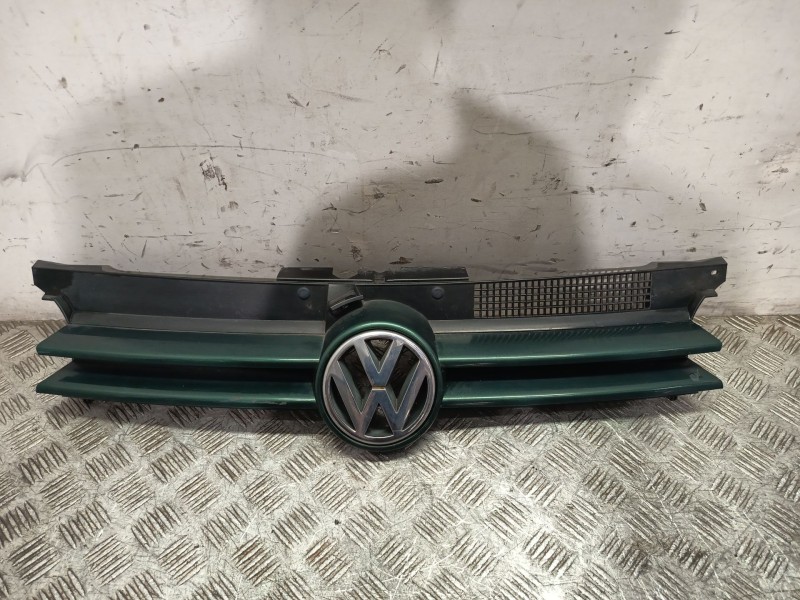 Recambio de rejilla delantera para volkswagen golf iv variant (1j5) 1.6 referencia OEM IAM 1J0853655D  