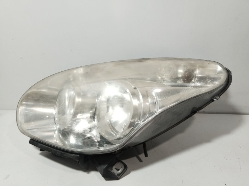 Recambio de faro izquierdo para opel combo furgoneta/monovolumen (x12) 1.3 cdti (b05) referencia OEM IAM 95526869  