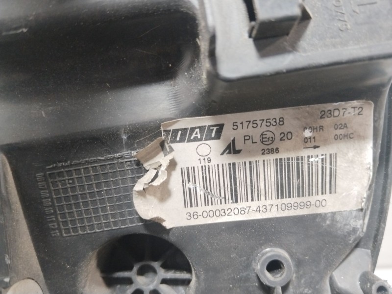 Recambio de faro izquierdo para fiat bravo ii (198_) 1.9 d multijet (198axb1a) referencia OEM IAM 51757538  