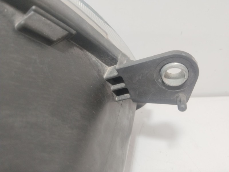 Recambio de faro izquierdo para lancia musa (350_) 1.9 d multijet (350.axc1a) referencia OEM IAM 0000051776513  