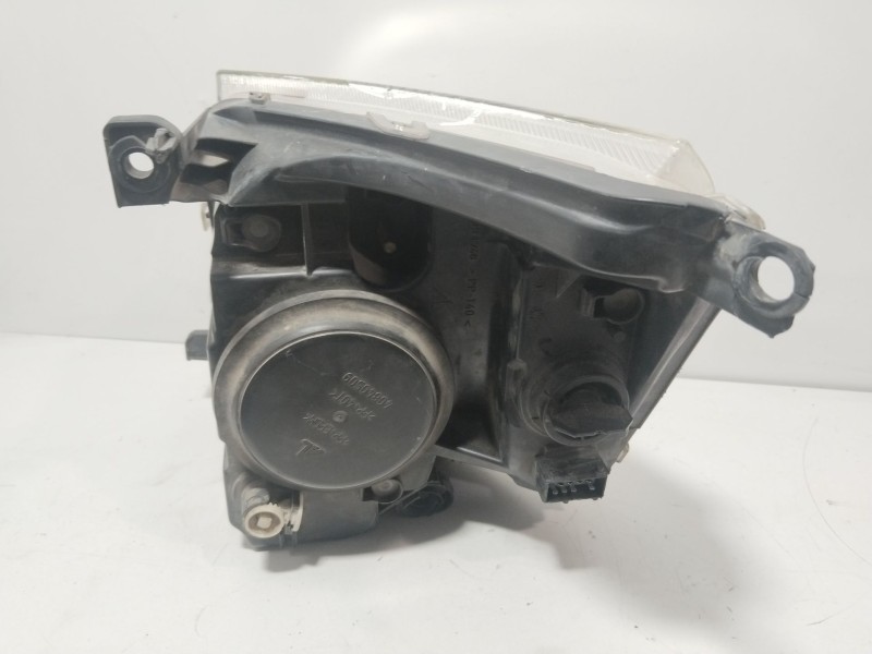 Recambio de faro izquierdo para citroën c2 (jm_) 1.4 referencia OEM IAM 620870  