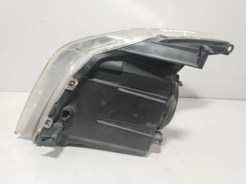 Recambio de faro izquierdo para citroën c2 (jm_) 1.4 referencia OEM IAM 620870  