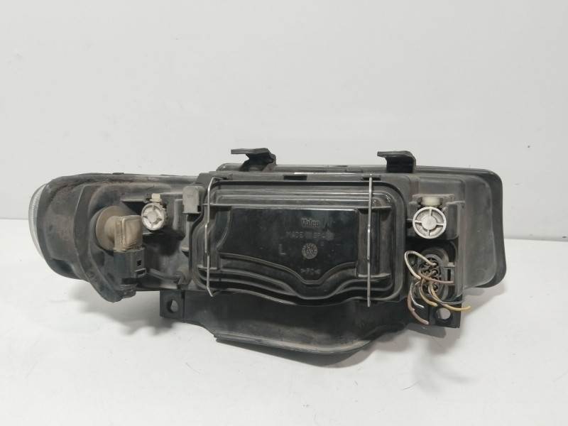 Recambio de faro izquierdo para seat toledo ii (1m2) 2.3 v5 referencia OEM IAM 67742695  