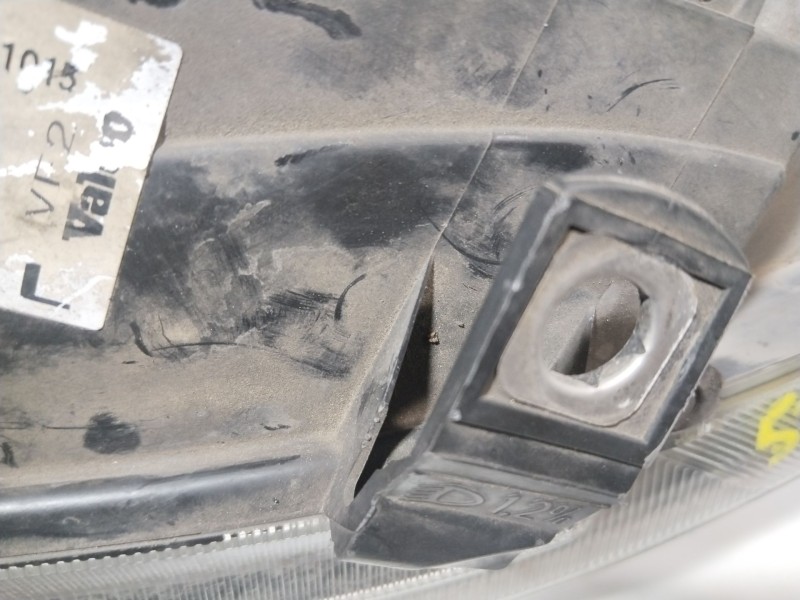 Recambio de faro izquierdo para seat toledo ii (1m2) 2.3 v5 referencia OEM IAM 67742695  