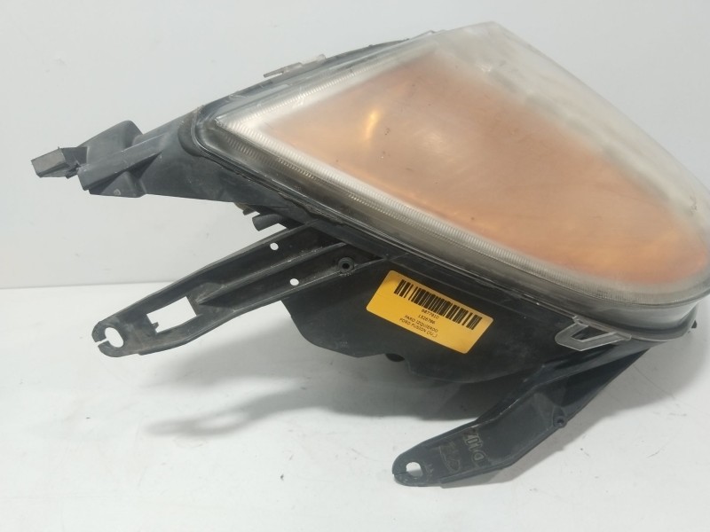 Recambio de faro izquierdo para ford fusion (ju_) 1.4 referencia OEM IAM 1526786  