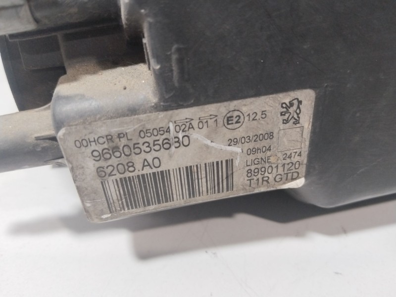 Recambio de faro izquierdo para peugeot 206 van 1.4 hdi referencia OEM IAM 9660535680  