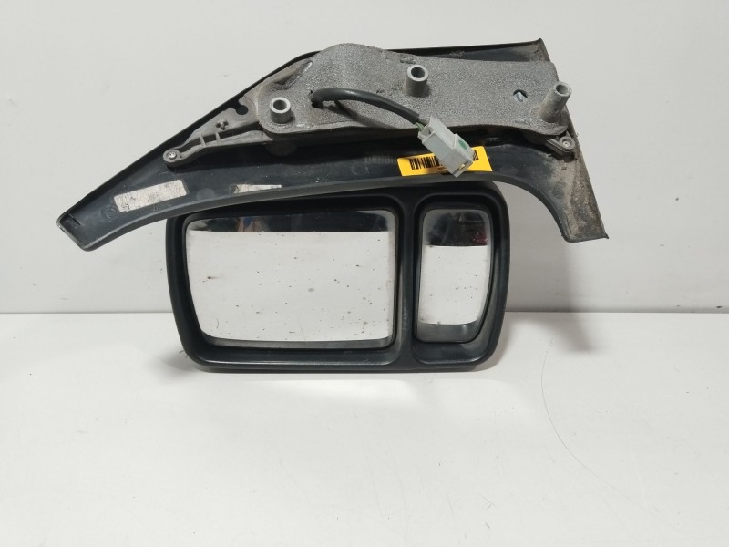 Recambio de retrovisor izquierdo para nissan interstar autobús (x70) dci 90 referencia OEM IAM 7700352187  