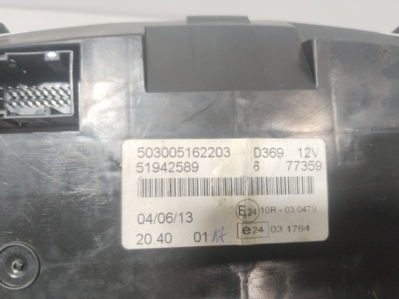 Recambio de cuadro instrumentos para opel combo furgoneta/monovolumen (x12) 1.3 cdti (b05) referencia OEM IAM 52047547  