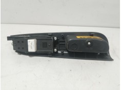 Recambio de mando elevalunas delantero izquierdo para toyota corolla (_e12_) 2.0 d-4d (cde120r_, cde120l_) referencia OEM IAM 54 2