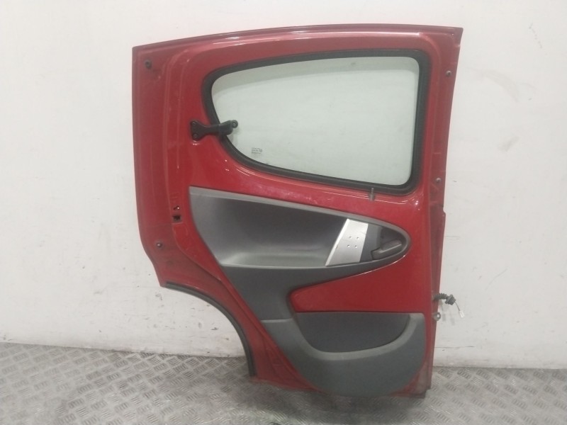Recambio de puerta trasera izquierda para citroën c1 (pm_, pn_) 1.4 hdi referencia OEM IAM 9008N9  