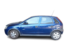 opel corsa c (x01) del año 2002