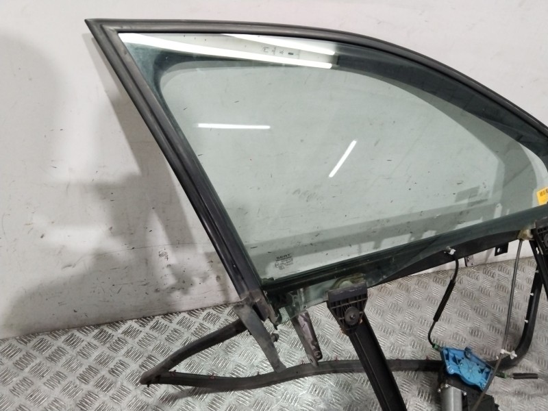 Recambio de elevalunas delantero derecho para seat exeo berlina (3r2) reference referencia OEM IAM 8E0837462C  