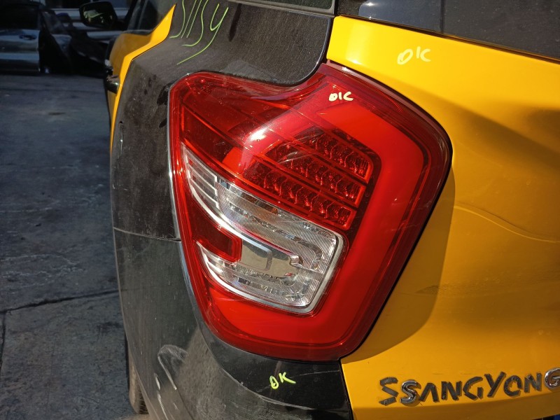 Recambio de piloto trasero izquierdo para ssangyong xlv suv e-xgi 160 referencia OEM IAM   