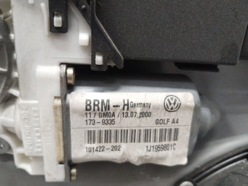 Recambio de elevalunas delantero izquierdo para volkswagen golf iv (1j1) 1.9 tdi referencia OEM IAM 1J4837461H  