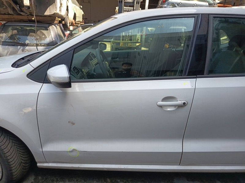 Recambio de puerta delantera izquierda para volkswagen polo v (6r1, 6c1) 1.2 referencia OEM IAM 6R4831055J  