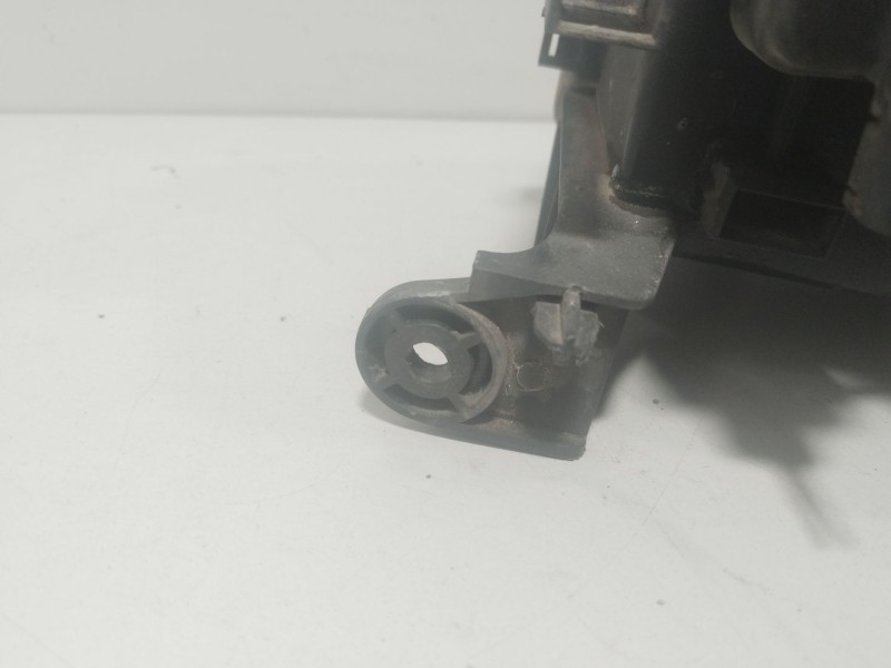 Recambio de faro izquierdo para peugeot partner caja/chasis (5_, g_) 2.0 hdi referencia OEM IAM 6204P8  