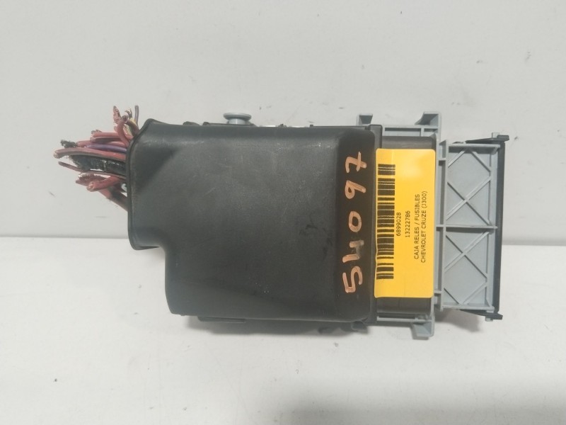Recambio de caja reles / fusibles para chevrolet cruze (j300) 2.0 cdi referencia OEM IAM 13222786  