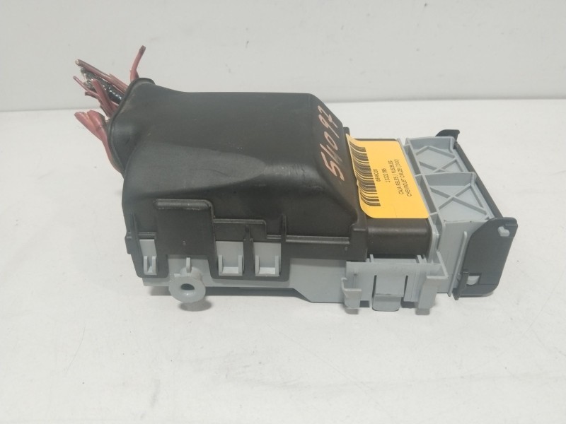 Recambio de caja reles / fusibles para chevrolet cruze (j300) 2.0 cdi referencia OEM IAM 13222786  